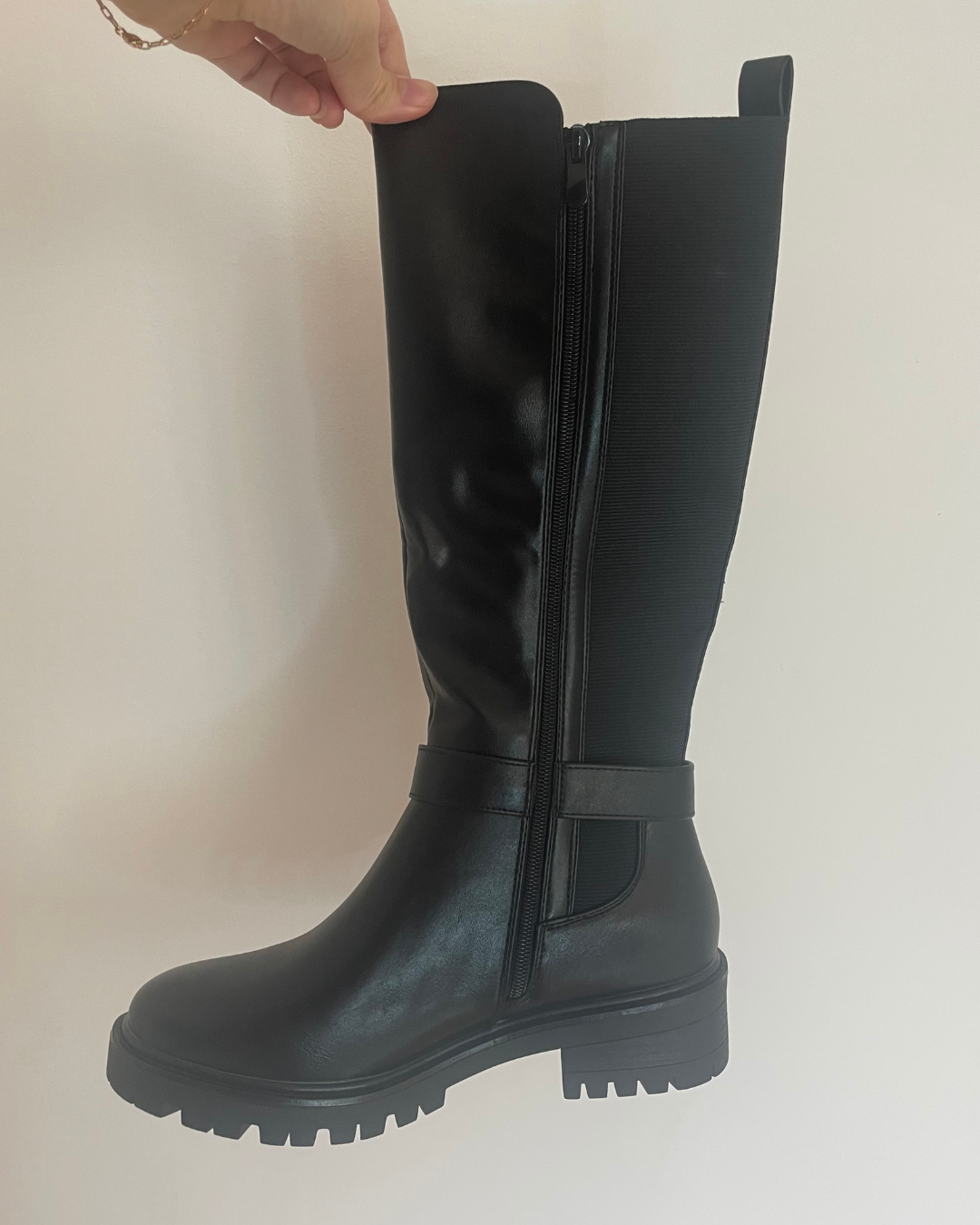 Bottes noires grandes pointures