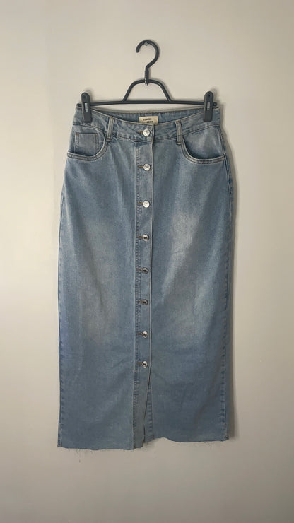 JUPE MI-LONGUE EN JEAN